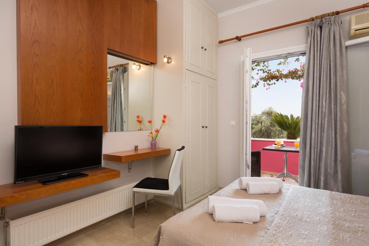 Niki Sunrise Apartments Gastouri  Extérieur photo