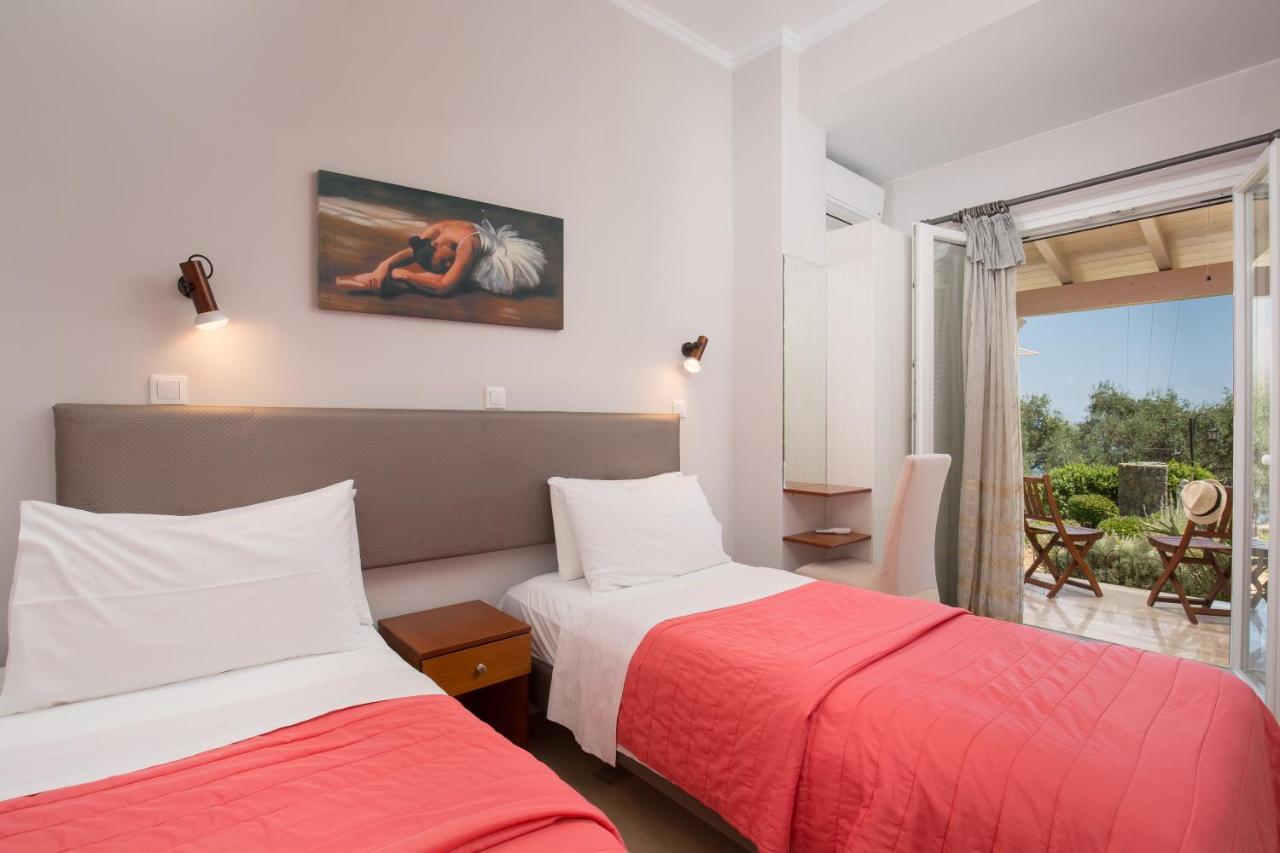 Niki Sunrise Apartments Gastouri  Extérieur photo